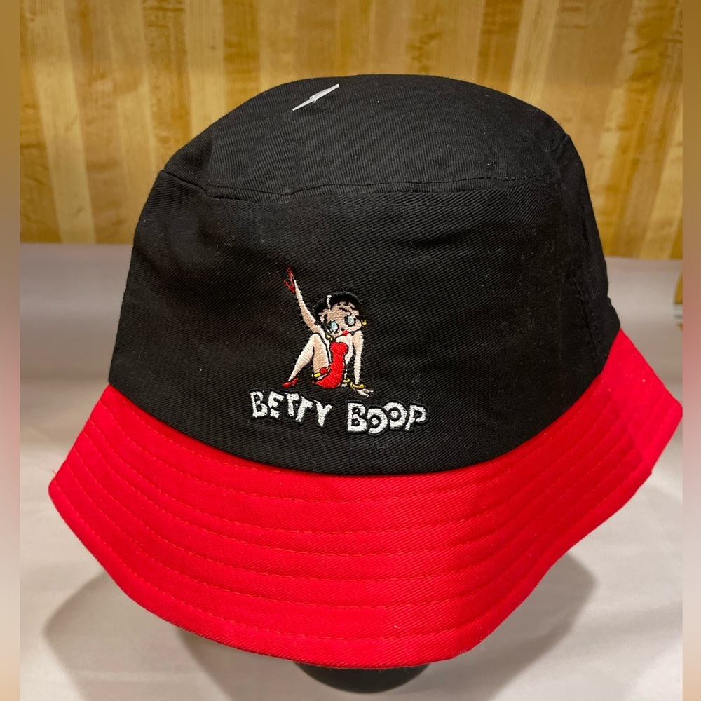 Betty boop bucket hat